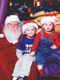 2003-12-15-Santa-Vale-Kyla.jpg